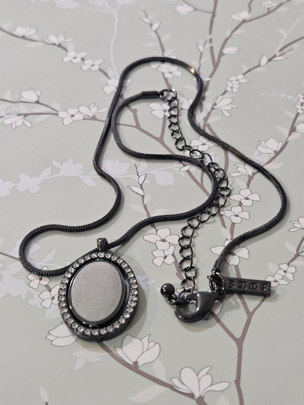 White House Black Market  Black and Rhinestone Necklace